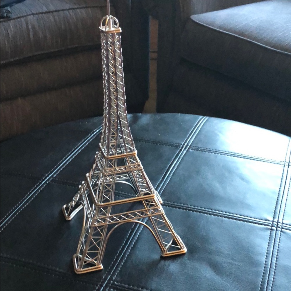 Silver tone Eiffel Tower statue